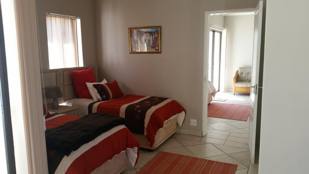 Casa Bianca Guest Lodge Hartbeespoort Room photo